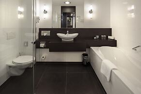 Van der Valk Hotel Sassenheim - Leiden