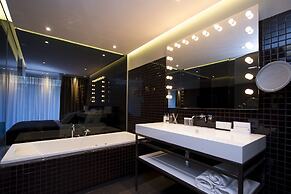 Van der Valk Hotel Sassenheim - Leiden