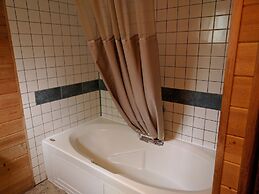 Emerald Forest Cabins