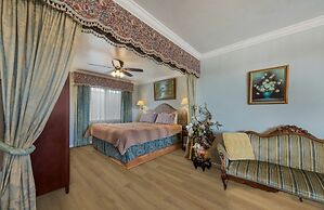 Carmel Inn And Suites