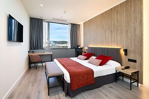 Alexandre Fira Congress