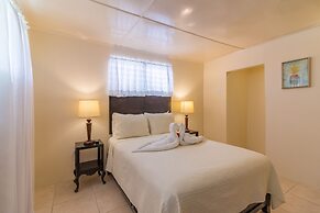 Travellers Beach Resort