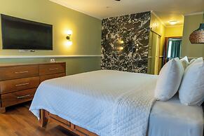 Travellers Beach Resort