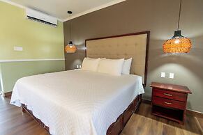 Travellers Beach Resort