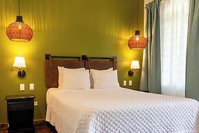 Travellers Beach Resort