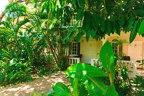 Travellers Beach Resort