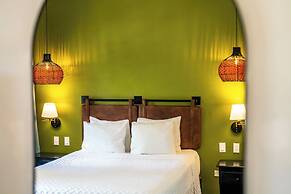 Travellers Beach Resort