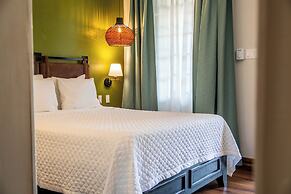 Travellers Beach Resort