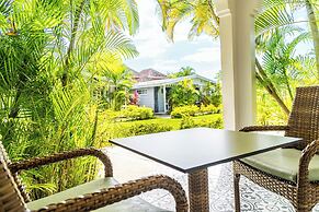 Travellers Beach Resort