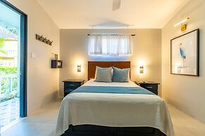 Travellers Beach Resort