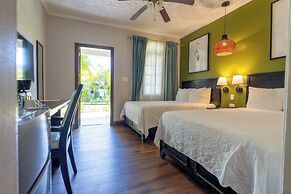 Travellers Beach Resort