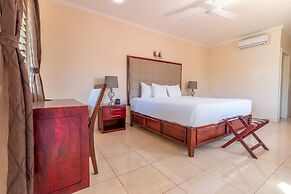 Travellers Beach Resort