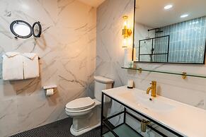 Travellers Beach Resort