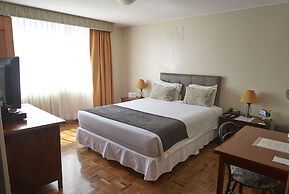 Hotel Embassy