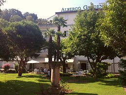 Garni Gardenia