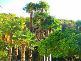 Garni Gardenia
