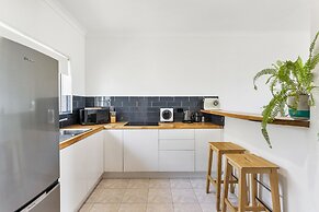 COAST motel and apartments