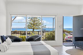 COAST motel and apartments