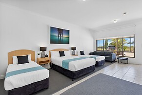 COAST motel and apartments