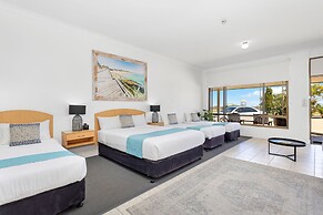 COAST motel and apartments