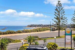 COAST motel and apartments