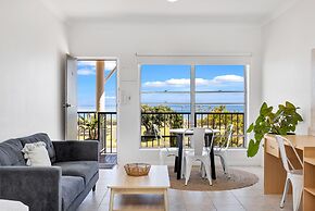 COAST motel and apartments