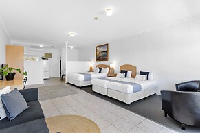 COAST motel and apartments