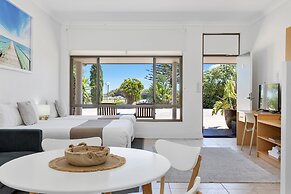 COAST motel and apartments