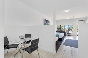 COAST motel and apartments