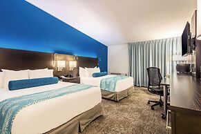 Oasis Hotel & Conv Center, Ascend Hotel Collection