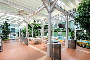 Oasis Hotel & Conv Center, Ascend Hotel Collection