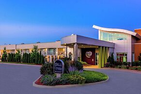 Oasis Hotel & Conv Center, Ascend Hotel Collection