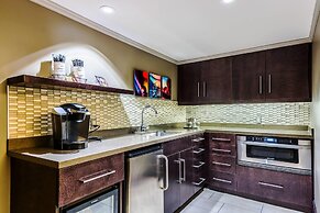 Oasis Hotel & Conv. Center, an Ascend Collection Hotel