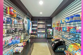 Oasis Hotel & Conv Center, Ascend Hotel Collection
