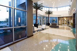 Oasis Hotel & Conv Center, Ascend Hotel Collection
