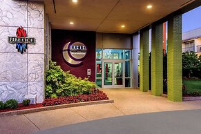 Oasis Hotel & Conv Center, Ascend Hotel Collection