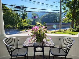 The Stowe Village Inn