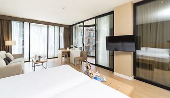 Guitart Grand Passage