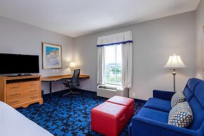Hampton Inn & Suites Jacksonville Deerwood Park