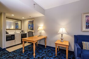 Hampton Inn & Suites Jacksonville Deerwood Park