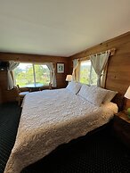 Deer Harbor Inn