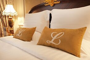 New Orient Landmark Hotel