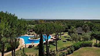 Precise Resort El Rompido - The Club
