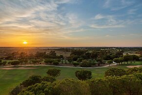 Precise Resort El Rompido - The Club