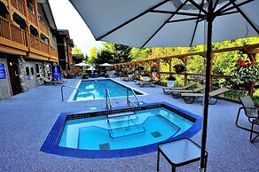 Pemberton Valley Lodge