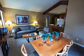 Pemberton Valley Lodge