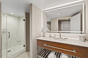 Horseshoe Bay Resort