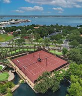 Horseshoe Bay Resort