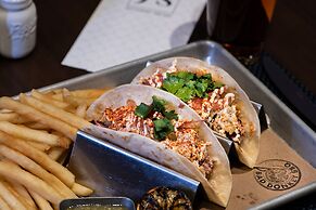 Horseshoe Bay Resort