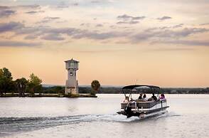 Horseshoe Bay Resort